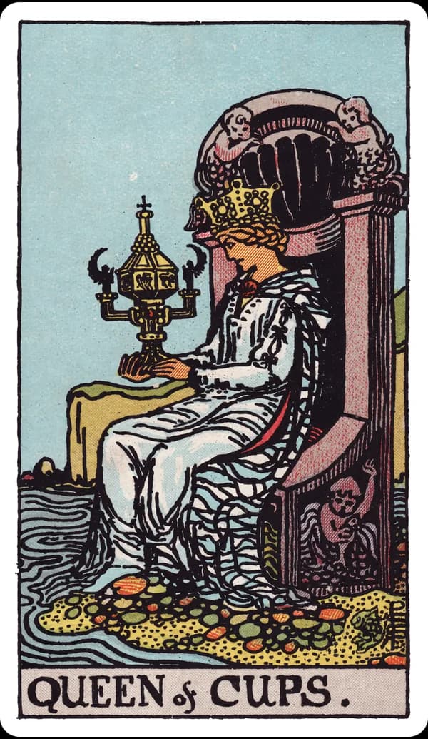ไพ่ ราชินีแห่งถ้วย (Queen of Cups)